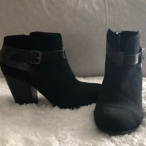 Carlos Black Heeled Booties! Barely worn!